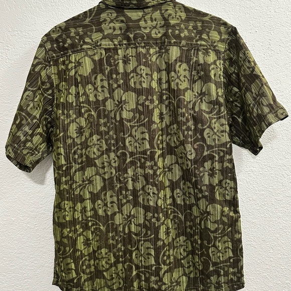Columbia Shirt Mens Medium Green Corduroy Floral Camp Outdoors Short Sleeve NWOT - Picture 7 of 7